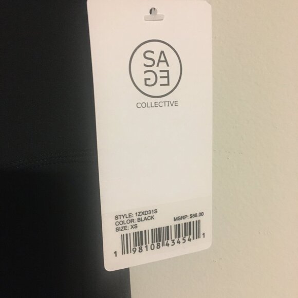 SAGE Collective Athleisure Jumpsuit Black Size XSmall NWT - Picture 3 of 3